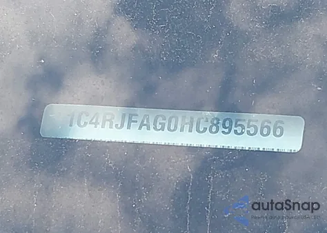 2017 Jeep Grand Cherokee Altitude 4X4 from USA, damaged, VIN 1C4RJFAG0HC895566